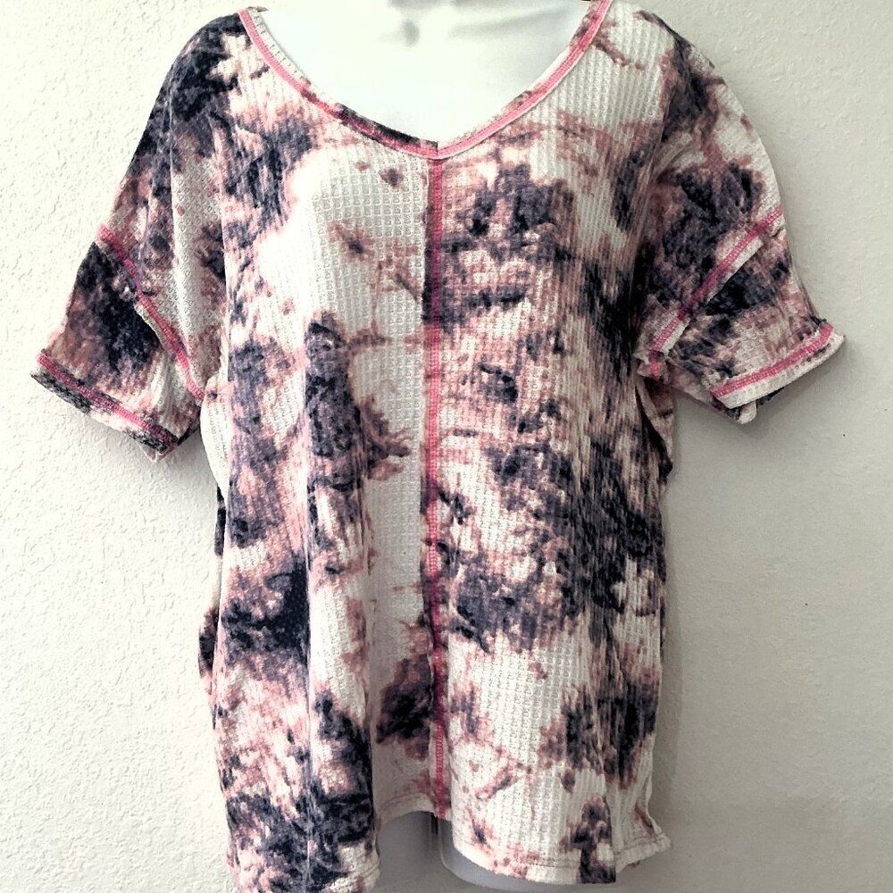 Vanilla Bay Short Sleeve Waffle Knit Tie-Dye V-Neck Top